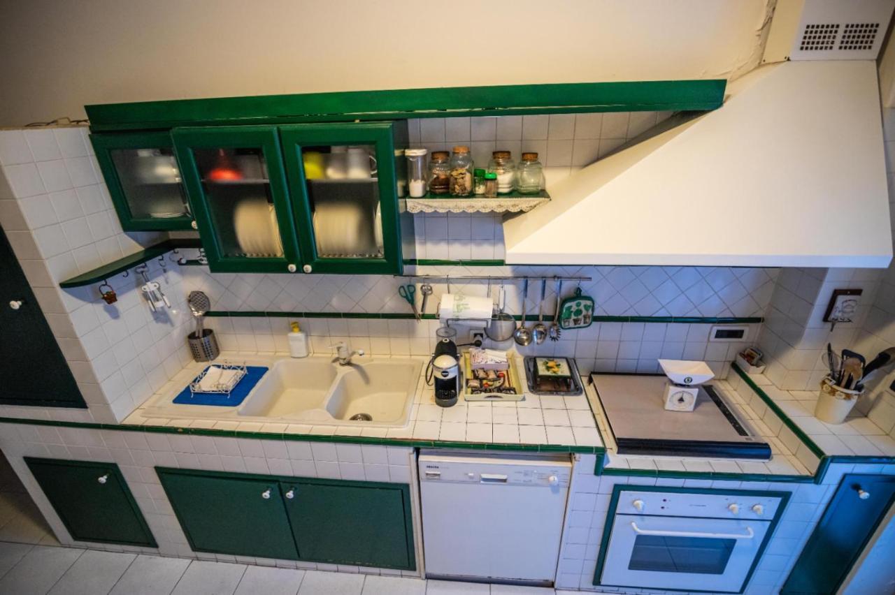 Courrier-House Apartment Aci Castello Luaran gambar