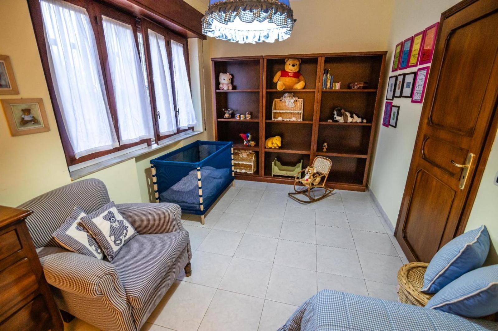 Courrier-House Apartment Aci Castello Luaran gambar